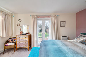 Photo 11- click for photo gallery